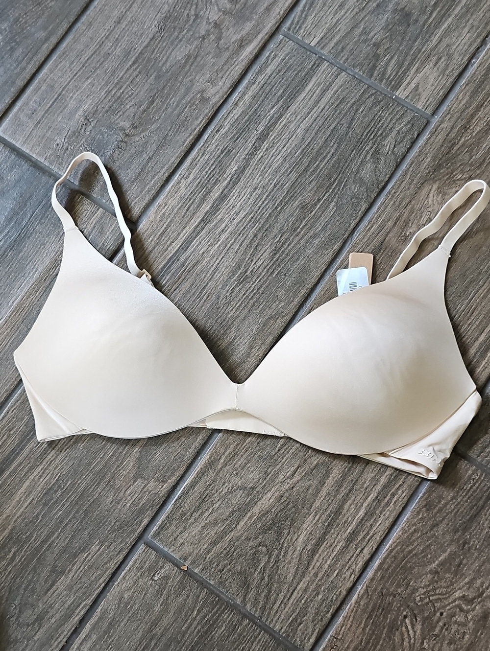 SKIMS Nude Seamless T-Shirt Bra